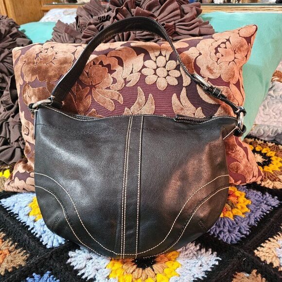 2007 Coach Y2K Hobo Shoulder Bag Purse in Buttery Soft Black Leather - Picture 1 of 7
